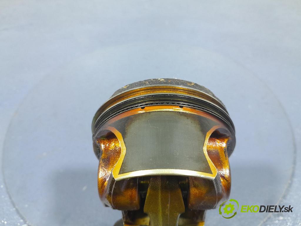 Bmw Seria 2 2020 piest 8658674