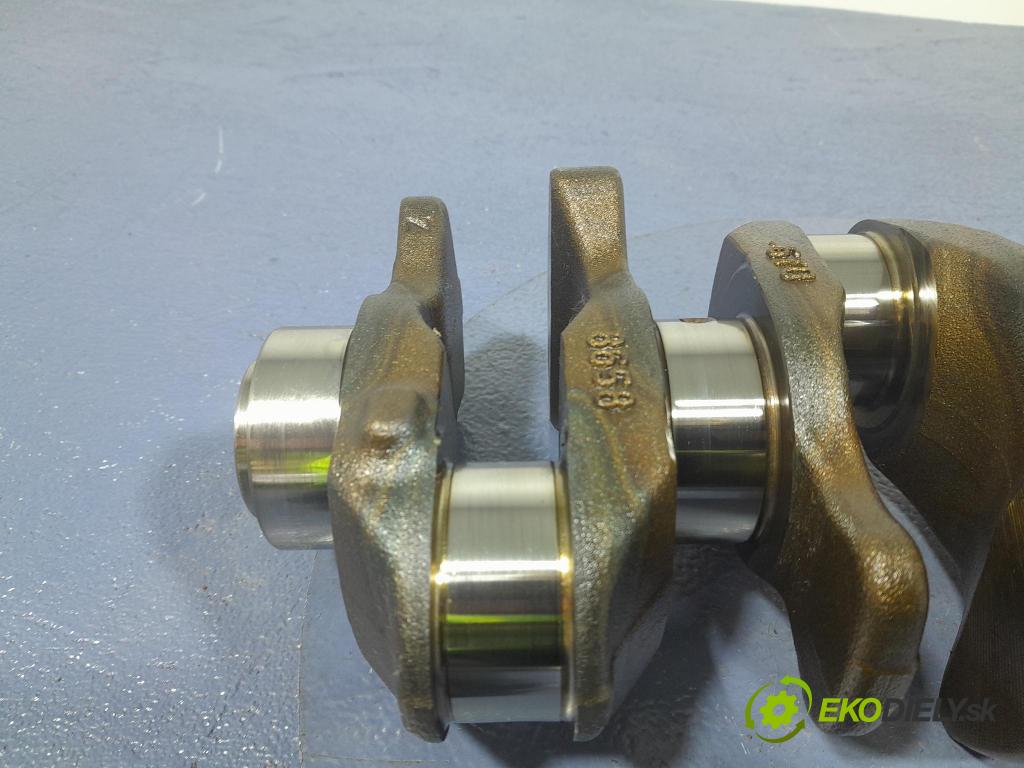 Bmw Seria 2 2020 hřídel Klika 8658672