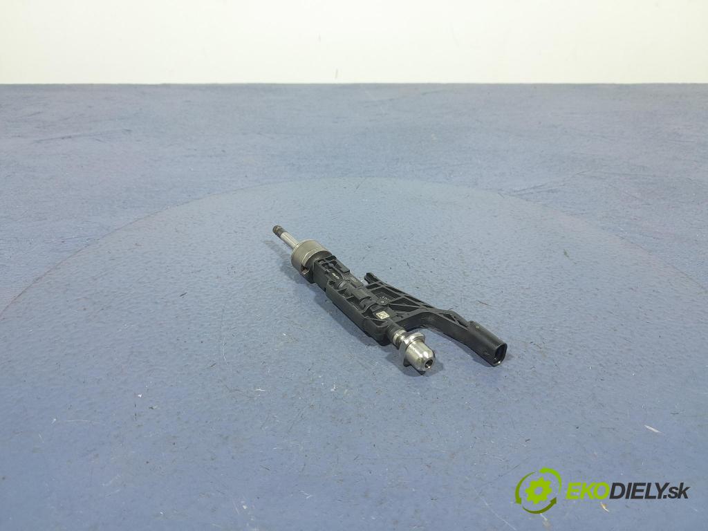Bmw Seria 2 2020 vstřikovač 8671991