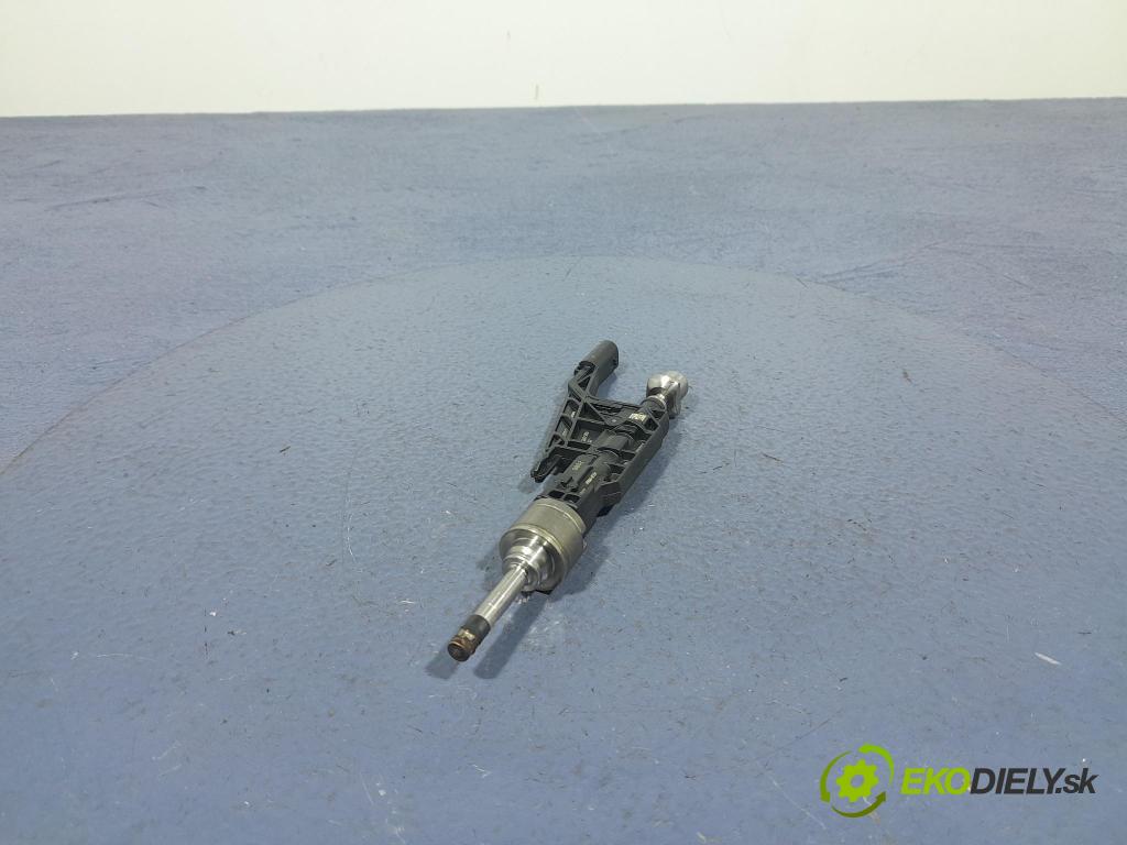 Bmw Seria 2 2020 vstřikovač 8671991