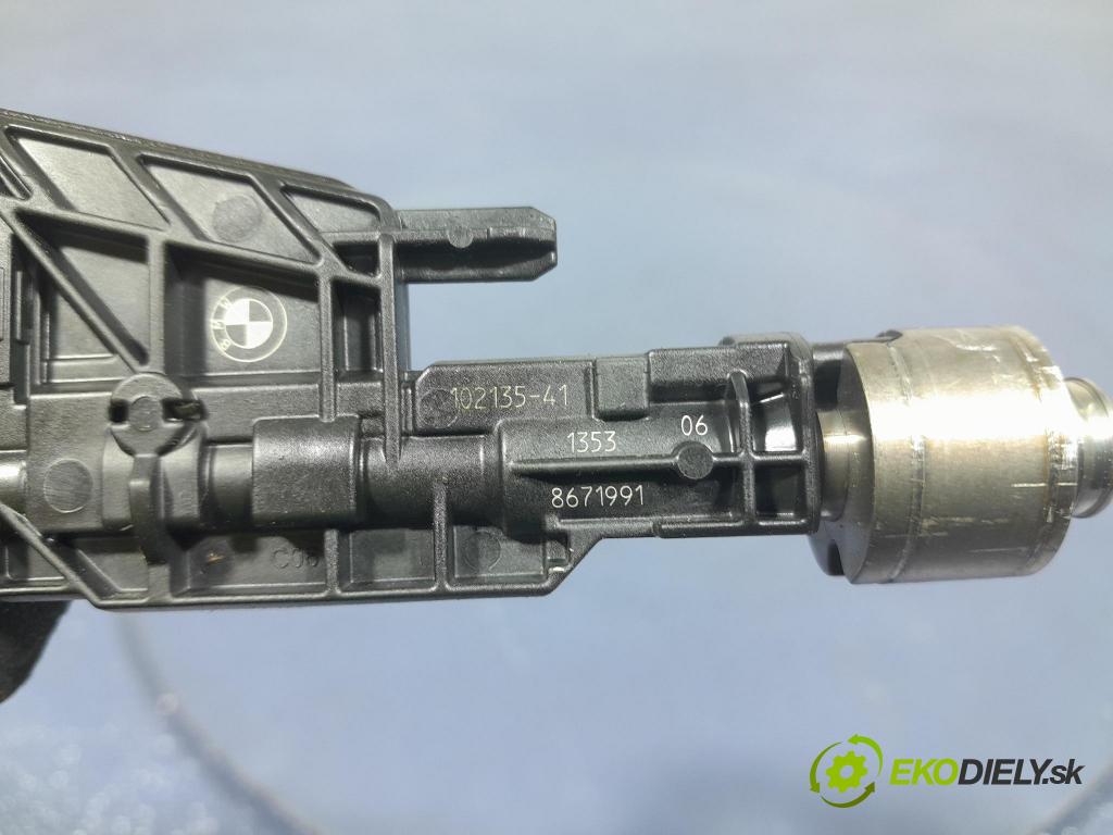 Bmw Seria 2 2020 vstřikovač 8671991