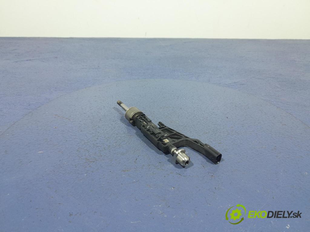 Bmw Seria 2 2020 vstřikovač 8671991