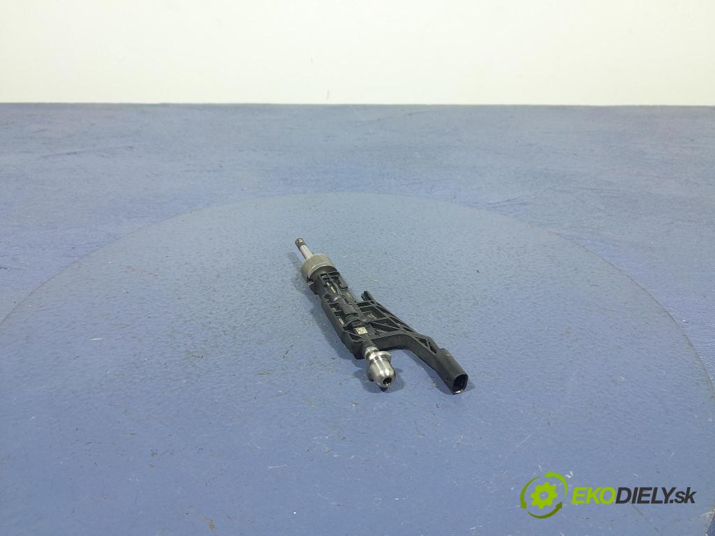 Bmw Seria 2 2020 vstřikovač 8671991