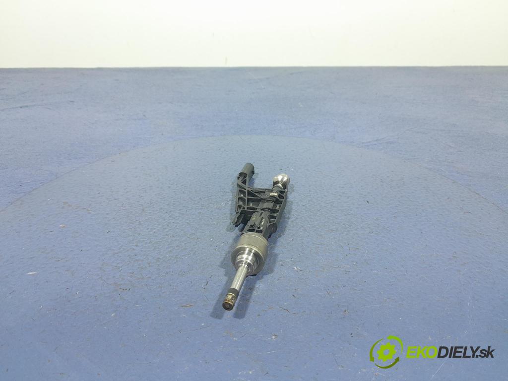 Bmw Seria 2 2020 vstřikovač 8671991