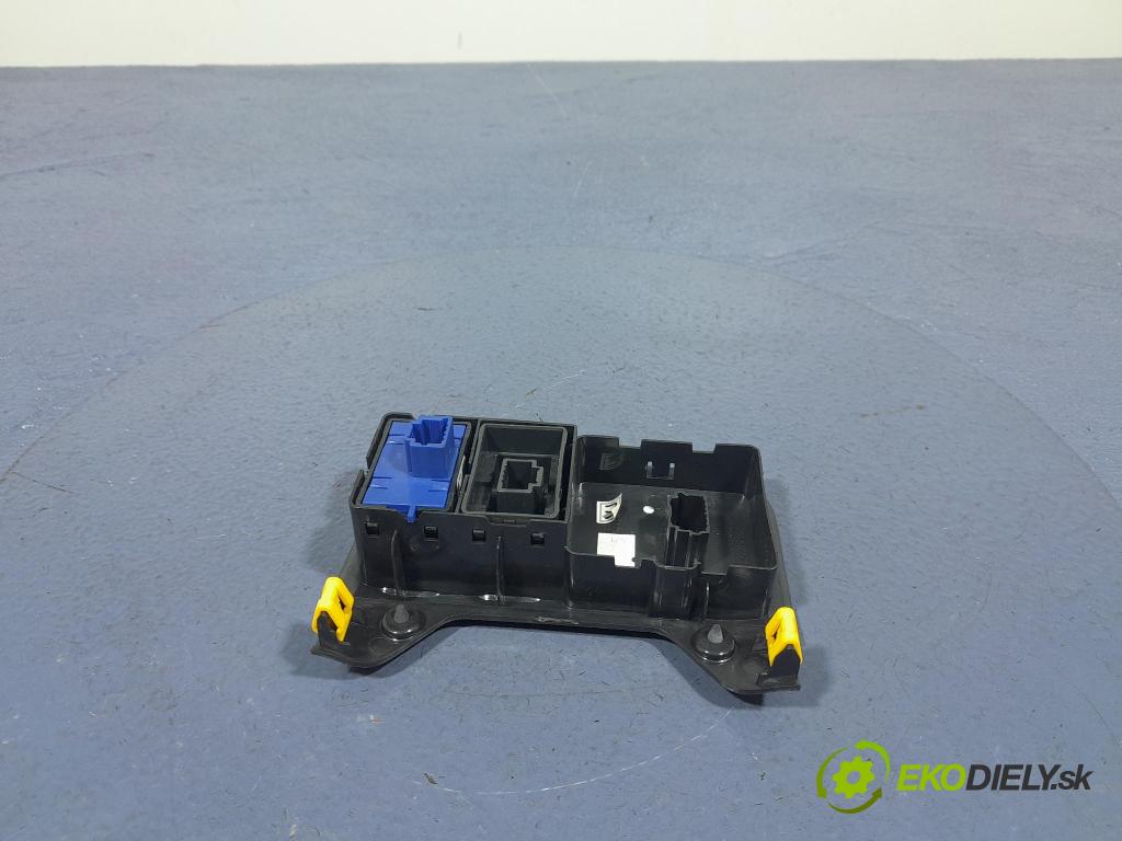 Renault Talisman 2017 kryt Plast: Interiéry: 251630296R