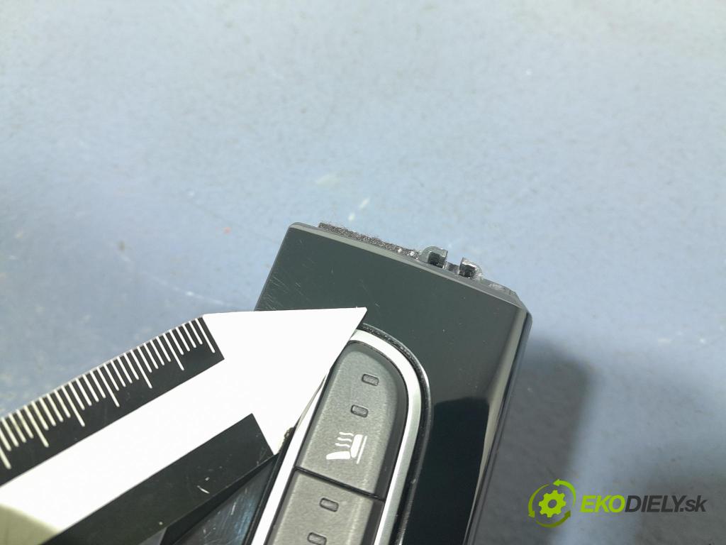 Renault Talisman 2017 prepínač Foto: 684955428R