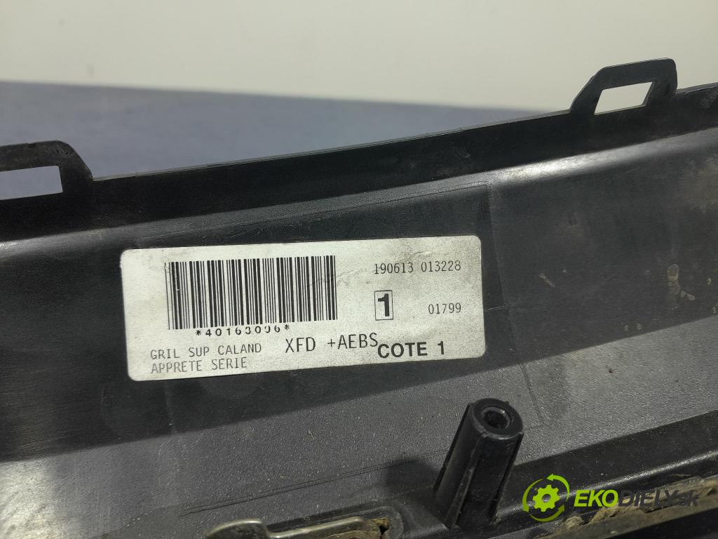 Renault Talisman 2017 miežka / Gril: 623105749R