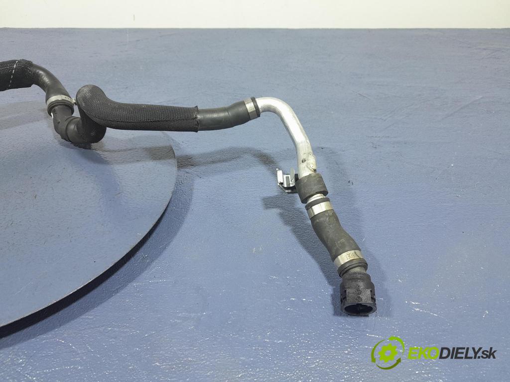 Bmw Seria 2 2020 rúrka Chladič: 8632767