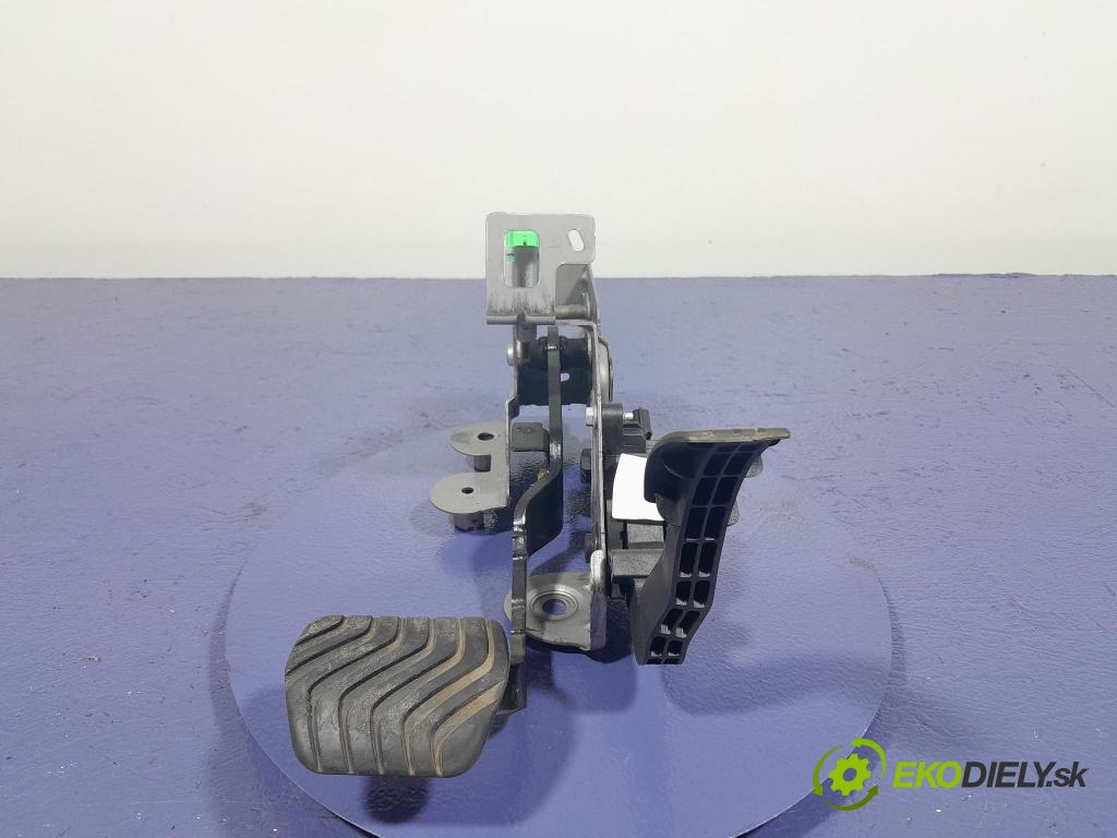 Renault Talisman 2017 pedály 465013467R