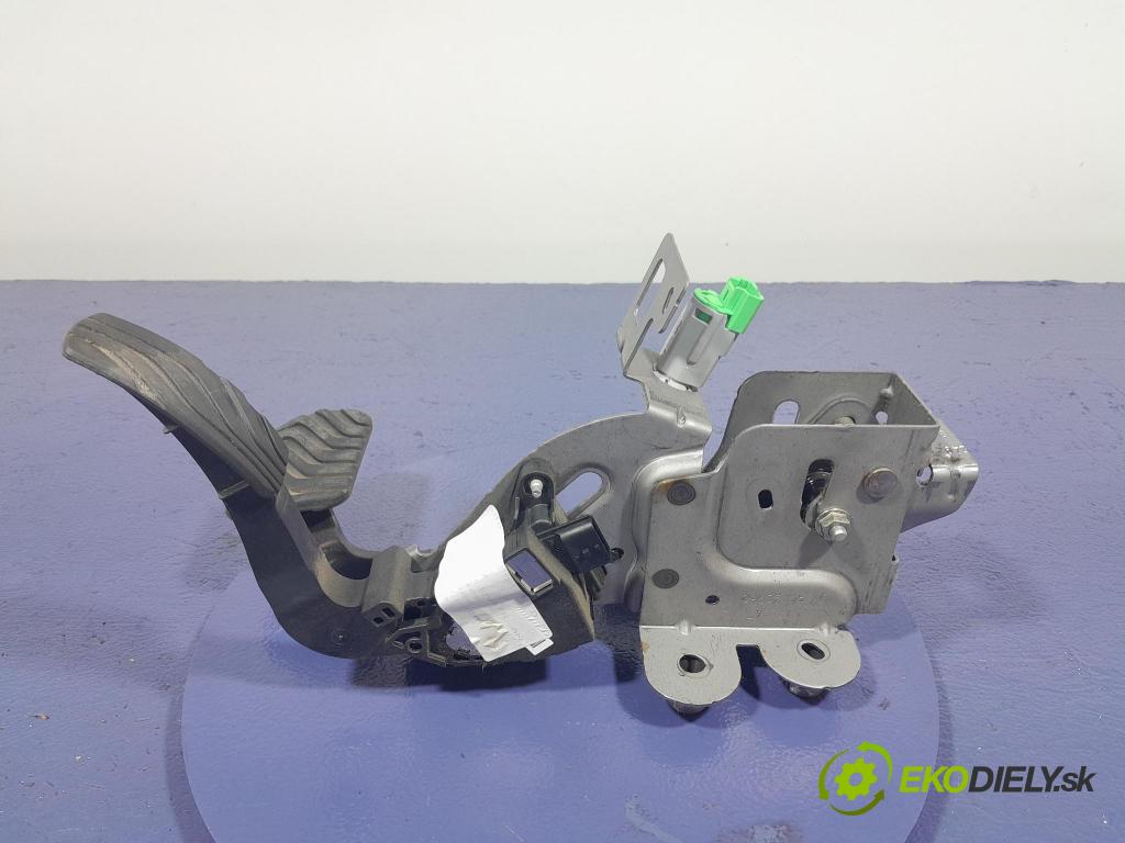 Renault Talisman 2017 pedály 465013467R