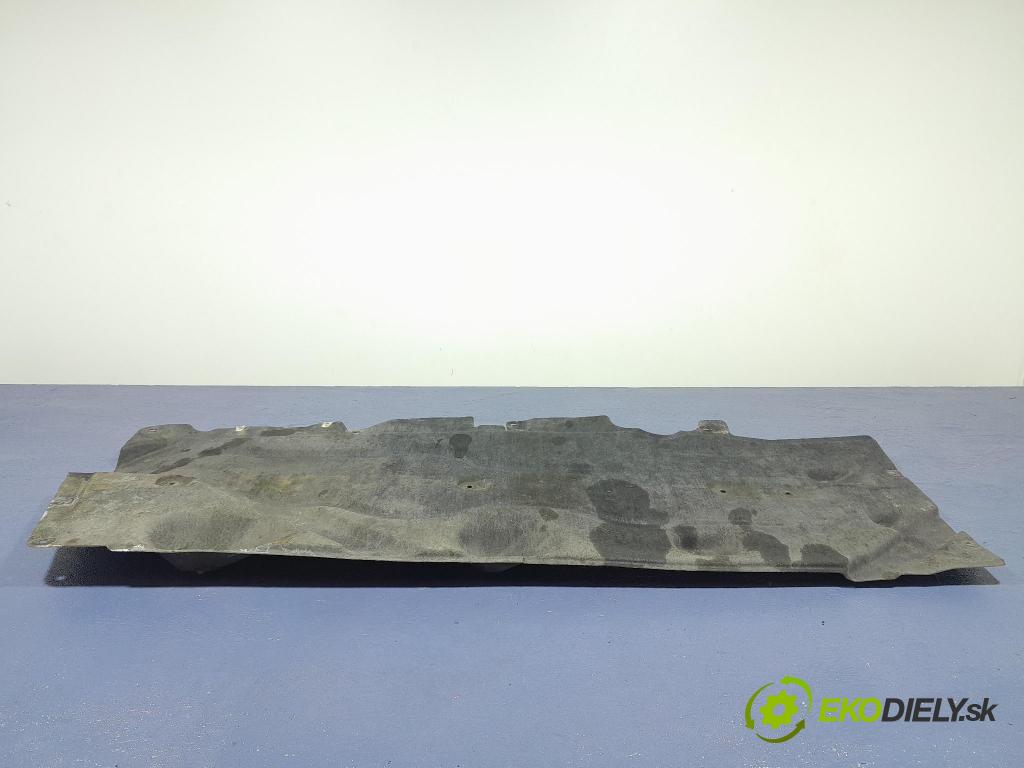 Bmw Seria 2 2020 kryt Plast: podvozek: