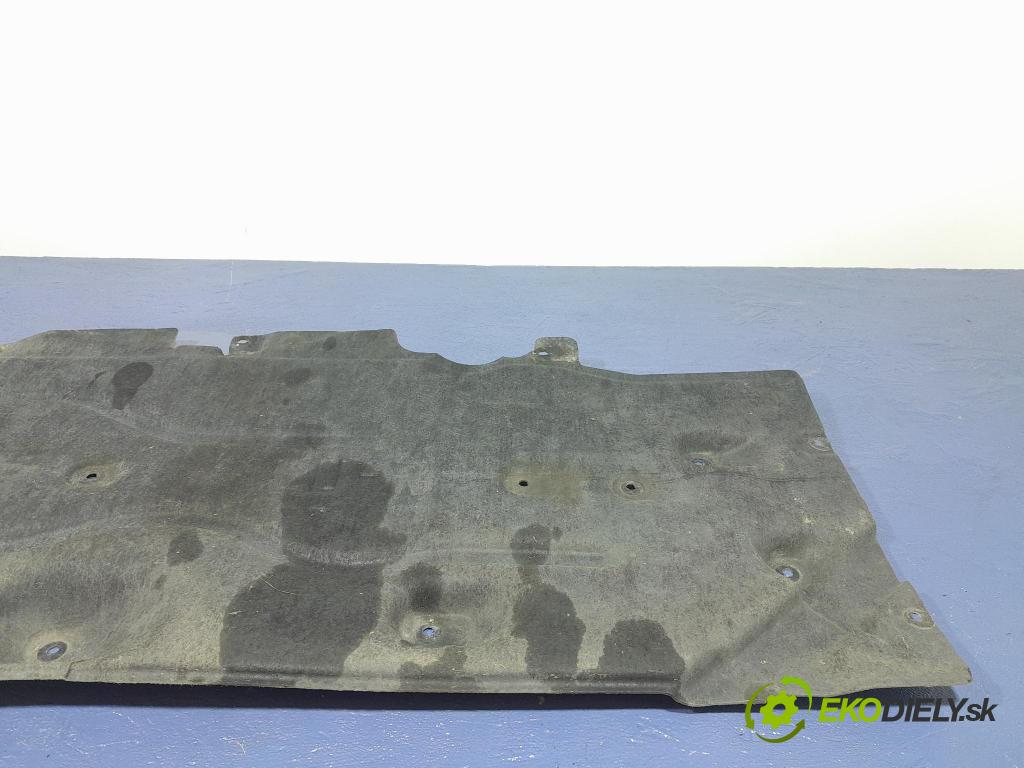 Bmw Seria 2 2020 kryt Plast: podvozek: