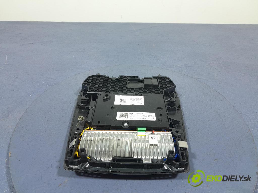 Bmw Seria 2 2020 Svietidlá: Vnútri: 5A198C1