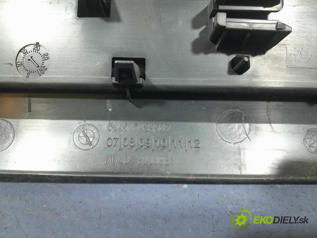 Bmw Seria 2 2020 kryt Plast: Interiéry: 7489947