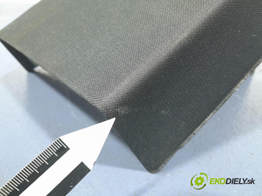 Bmw Seria 2 2020 kryt Plast: Interiéry: 7475550