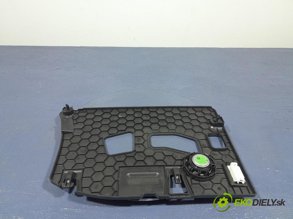 Bmw Seria 2 2020 kryt Plast: Interiéry: 6823295