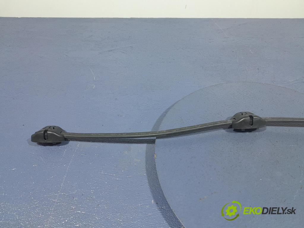 Bmw Seria 2 2020 ostrekovač 7453968