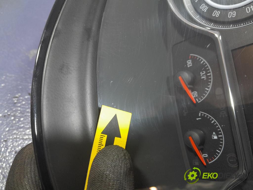 Opel Insignia 2014 prístrojovka/ budíky 23438126