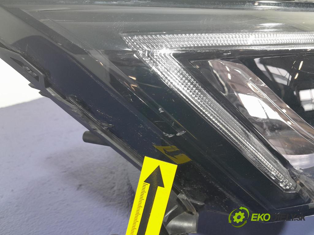 Renault Talisman 2017 světlo v pravo: 260100184R