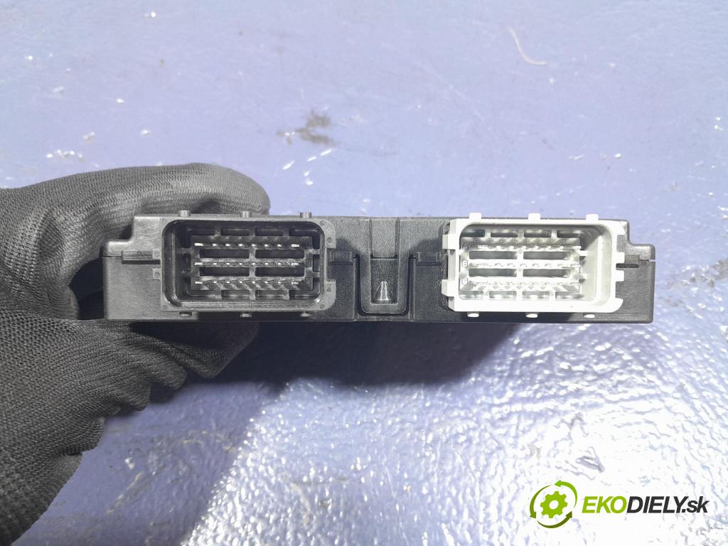 Renault Talisman 2017 riadiaca jednotka Sedadlo: 285653130R