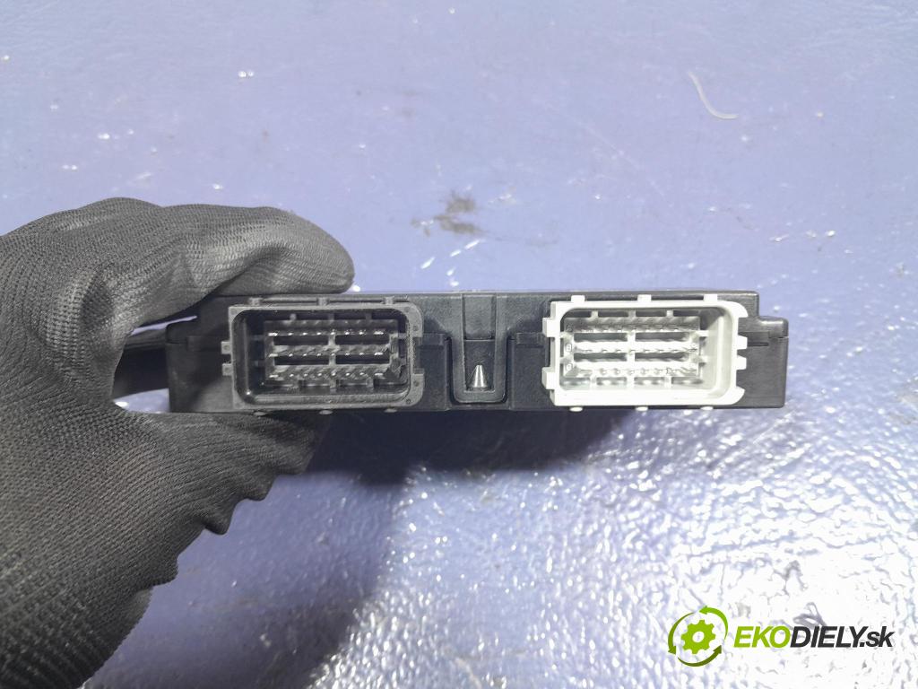 Renault Talisman 2017 riadiaca jednotka Sedadlo: 285653130R