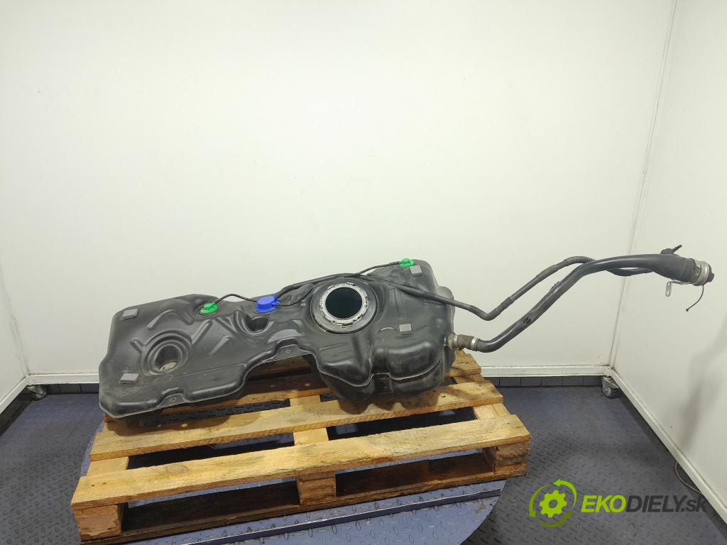 Bmw Seria 2 2020 Nádrž: Paliva: 7465135