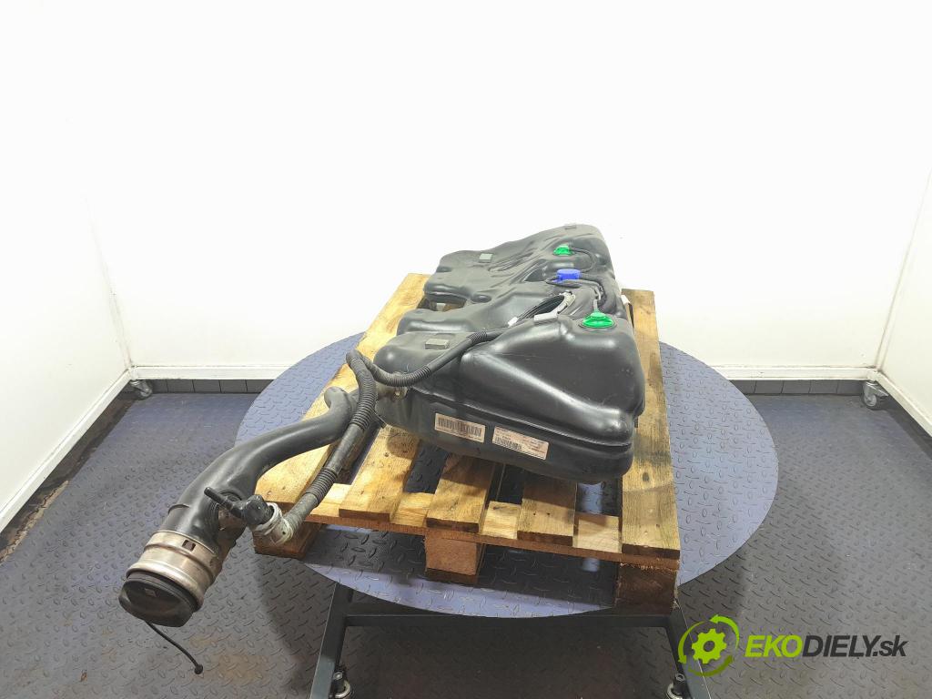 Bmw Seria 2 2020 Nádrž: Paliva: 7465135