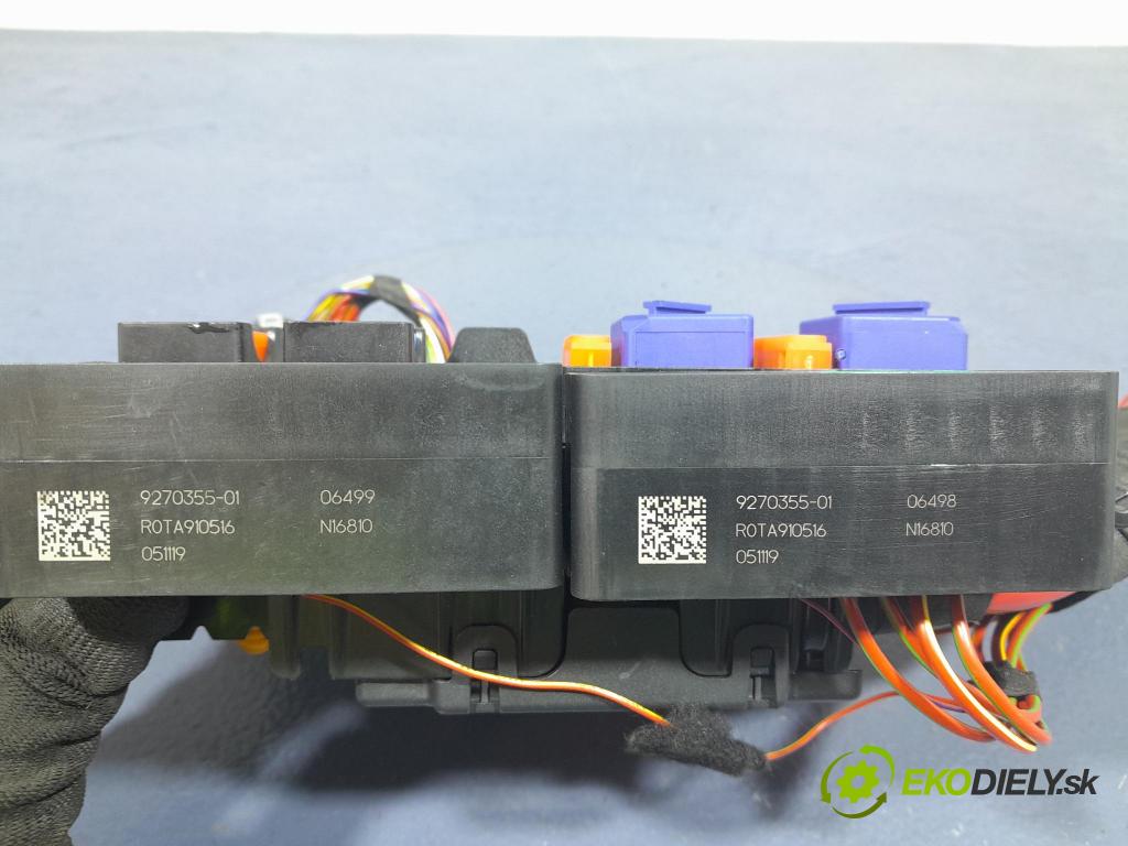 Bmw Seria 2 2020 skříňka Pojistky 9270356