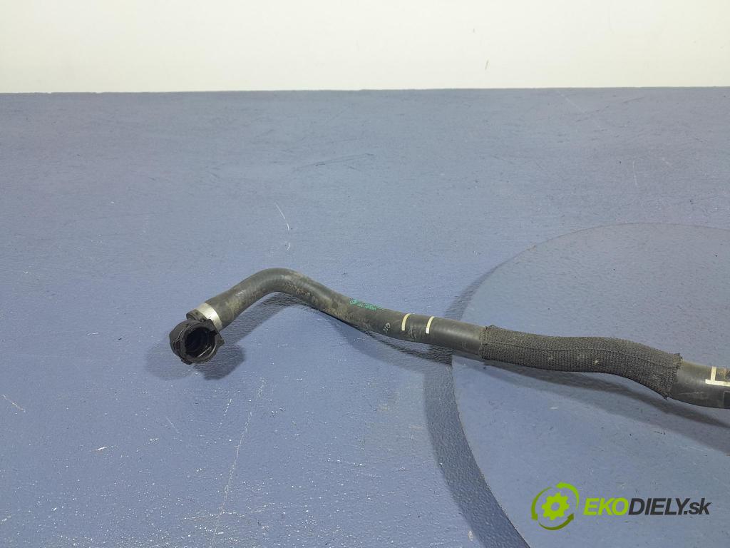 Bmw Seria 2 2020 rúrka Chladič: 6832804