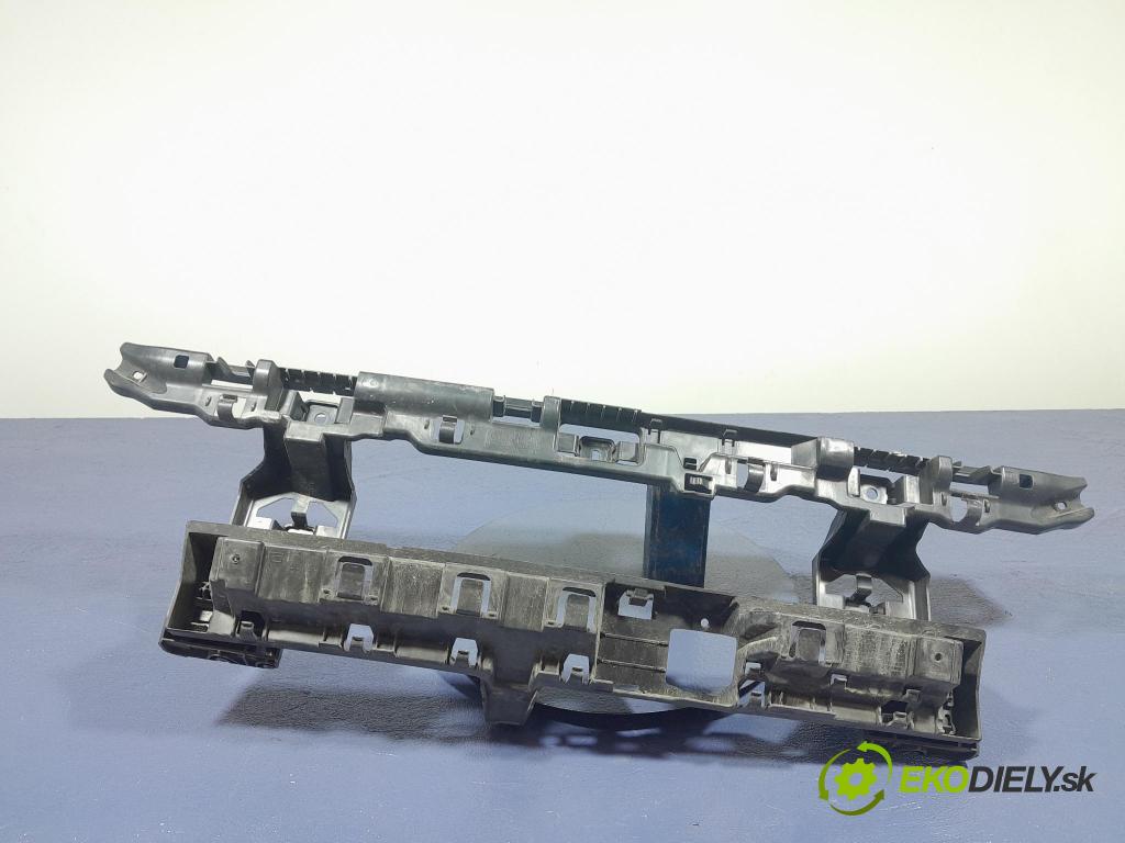 Bmw Seria 2 2020 Upevnenie: narazník 8494944