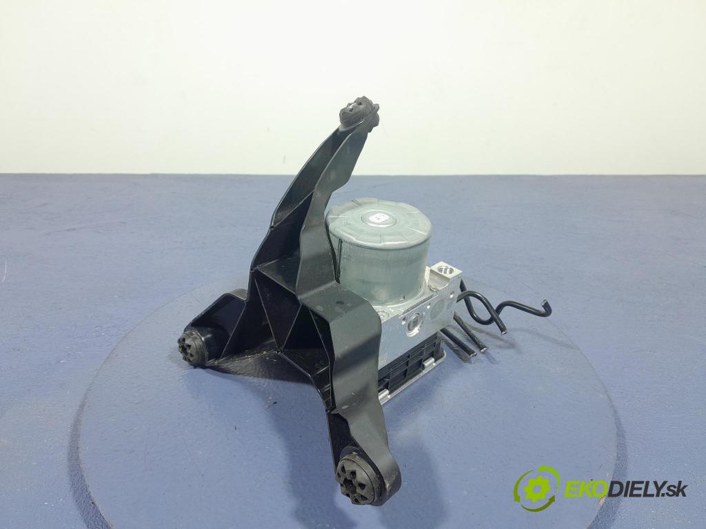 Bmw Seria 2 2020 čerpadlo ABS x 5A0A843  5A0A844