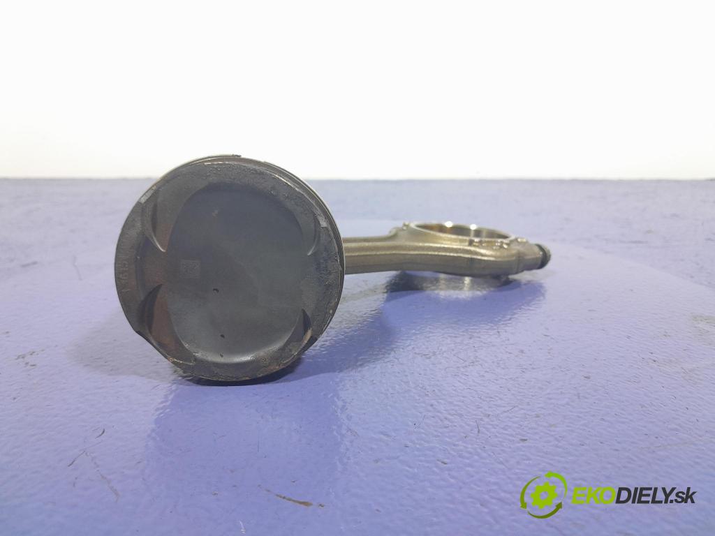 Skoda Octavia 2023 piest