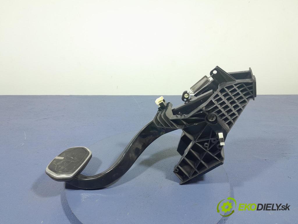 Bmw Seria 2 2020 pedály 6888753