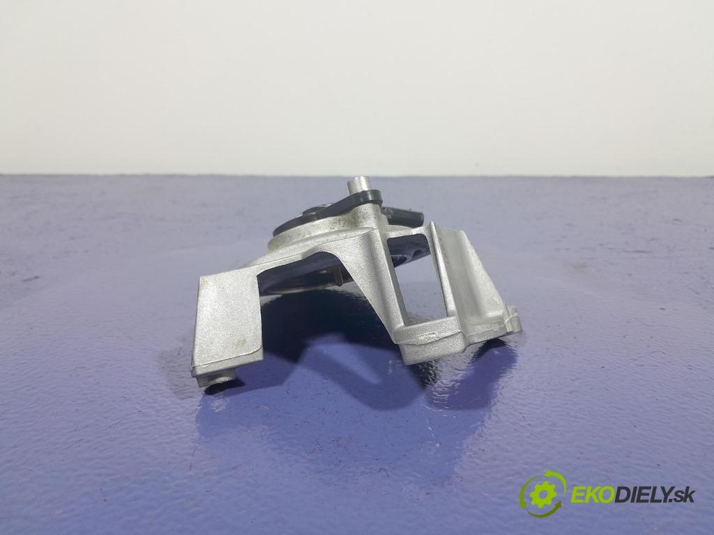 Skoda Octavia 2023 snímač 04E906423C