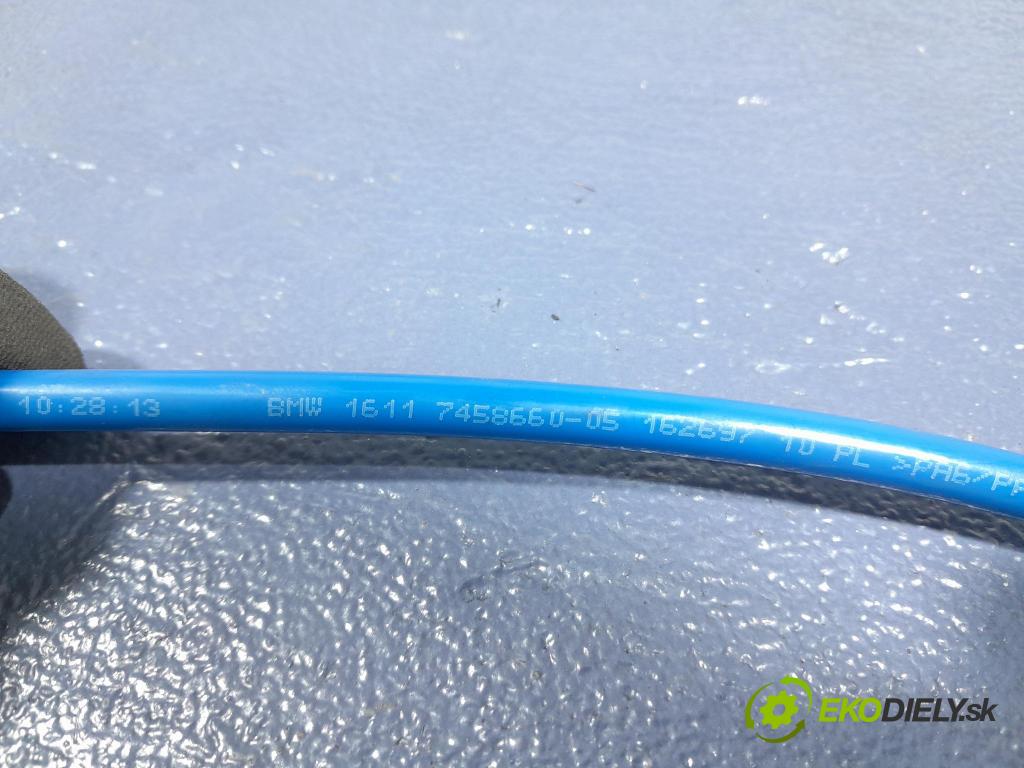 Bmw Seria 2 2020 rúrka paliva 7458660