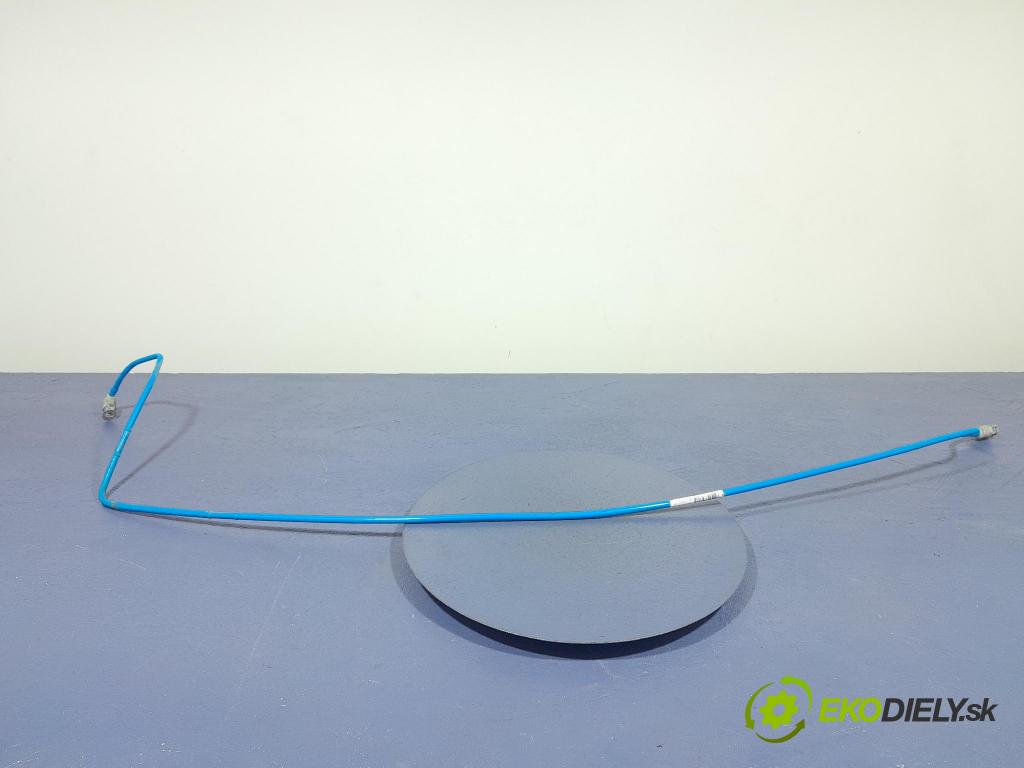 Bmw Seria 2 2020 rúrka paliva 7300617