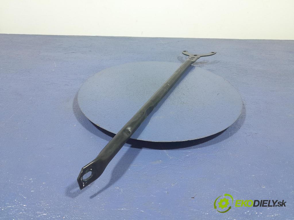 Bmw Seria 2 2020 výztuha Čelní / stěna Přední 7436243