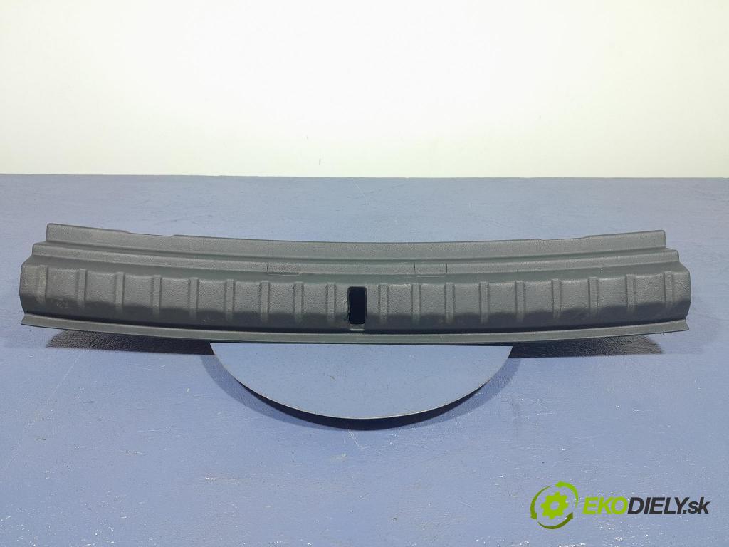 Bmw Seria 2 2020 kryt Plast: Interiéry: 7475720