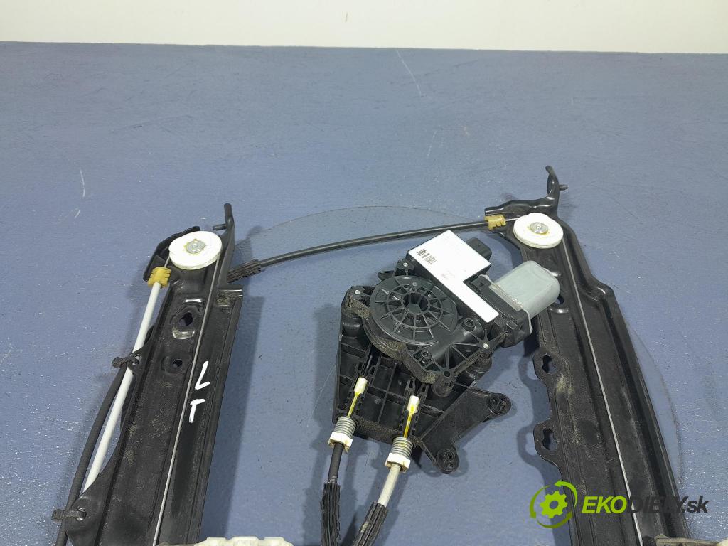 Bmw Seria 2 2020 mechanismus stahování Sklenka: Zad: Levý: 9851139