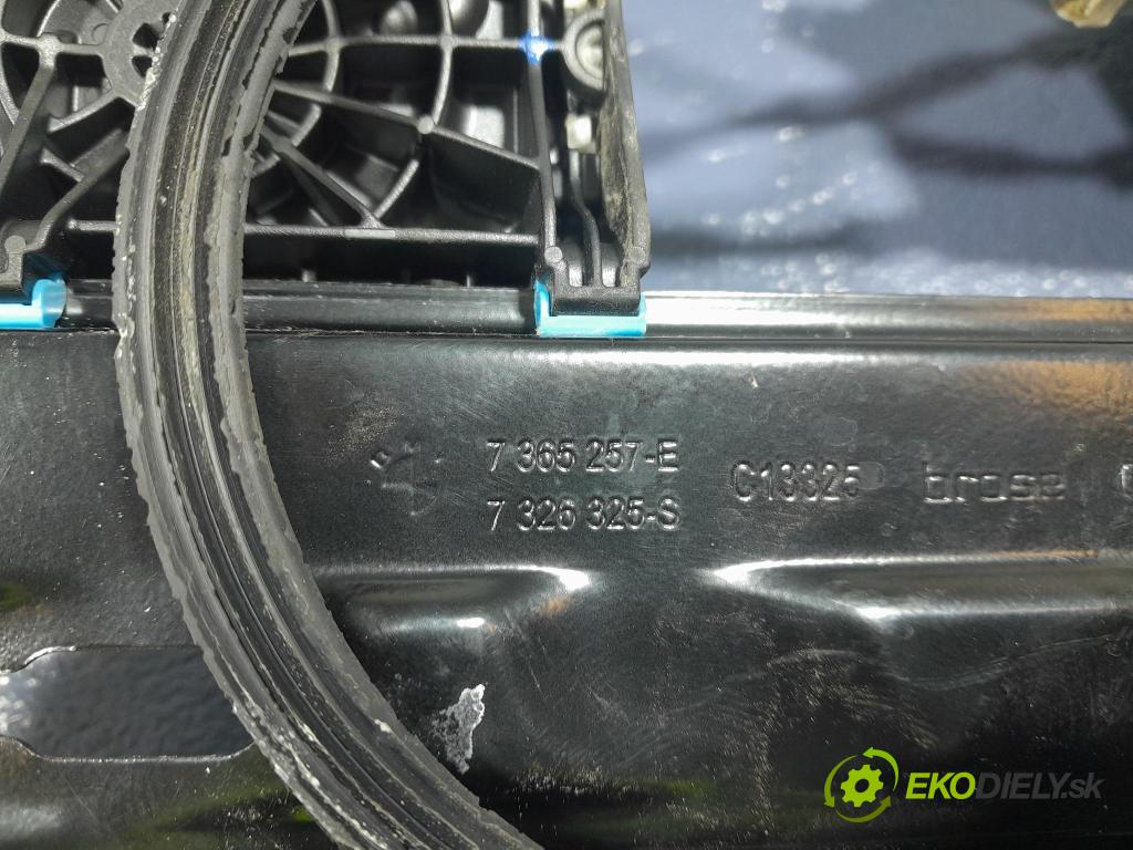 Bmw Seria 2 2020 mechanismus stahování Sklenka: Zad: Levý: 9851139