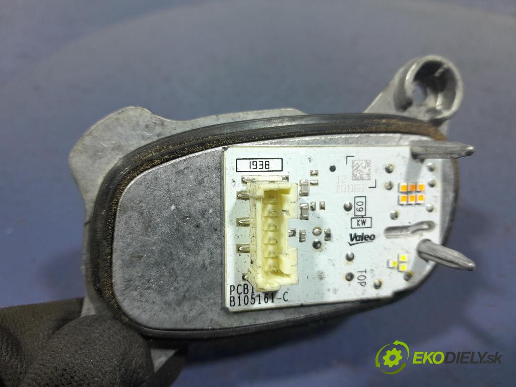 Bmw Seria 2 2020 střídač: 90121825