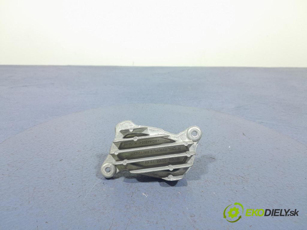 Bmw Seria 2 2020 střídač: 90153167