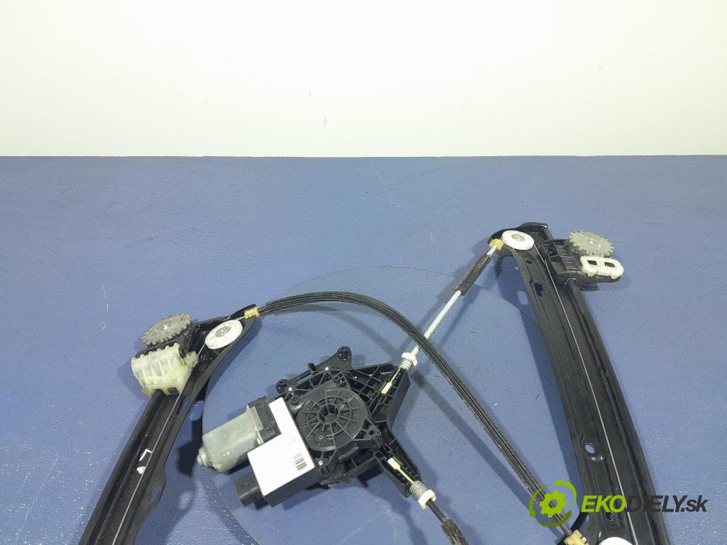 Bmw Seria 2 2020 mechanismus stahování Sklenka: před Levý: 9851141