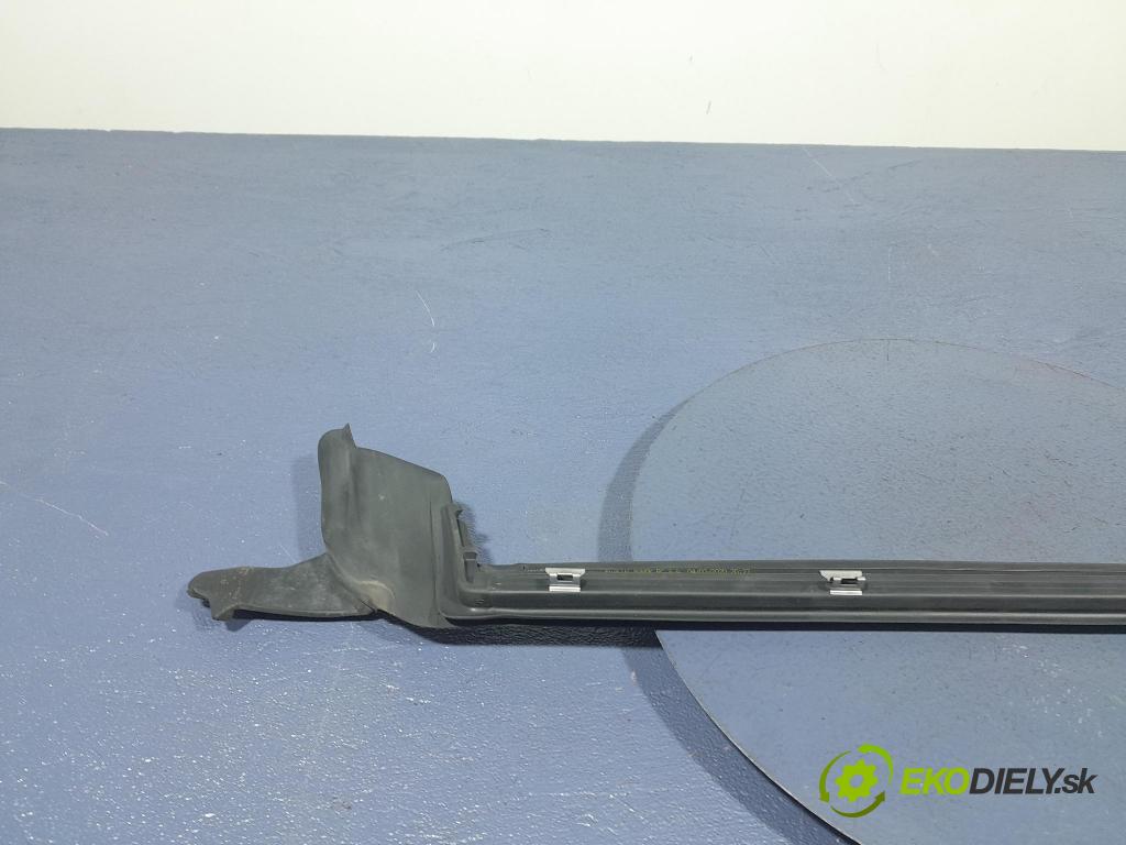 Bmw Seria 2 2020 Těsnění: dveře 7483105