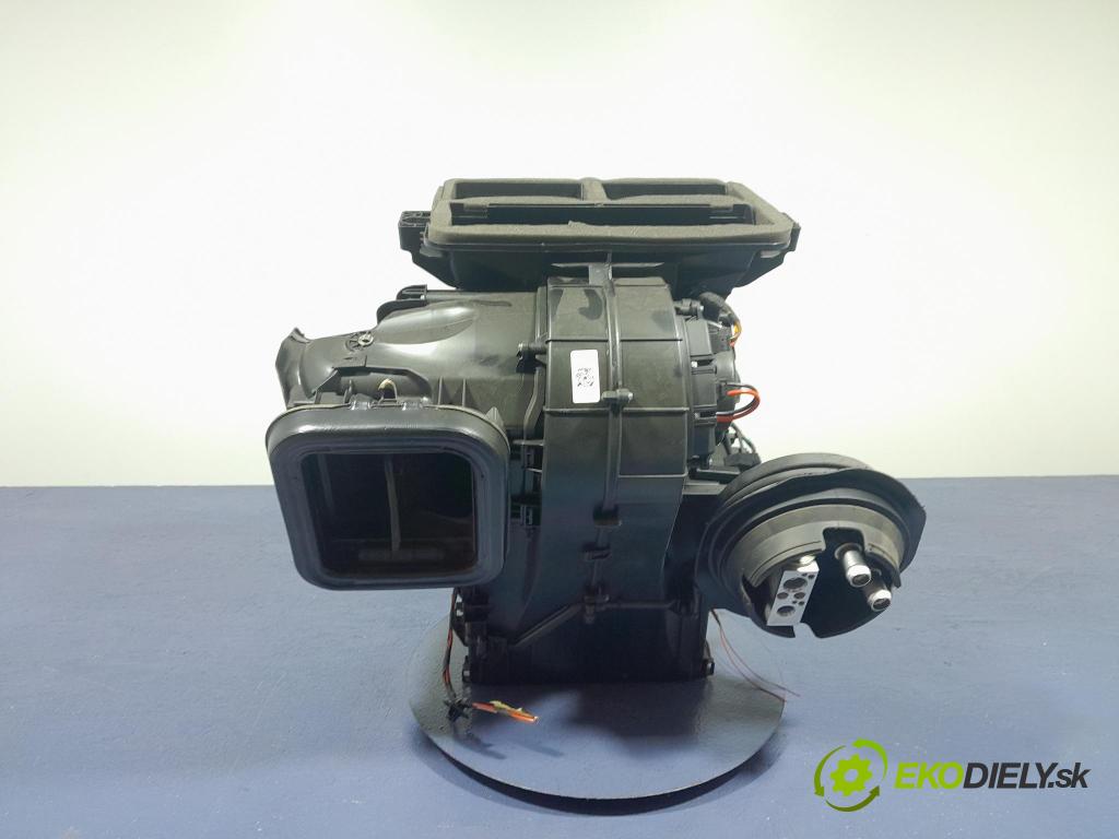 Bmw Seria 2 2020 radiátor 9383117