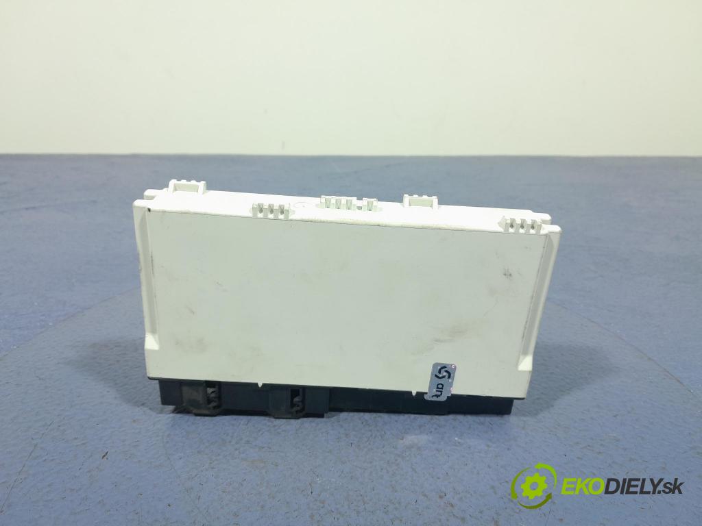 Bmw Seria 2 2020 riadiaca jednotka Sedadlo: 9824564