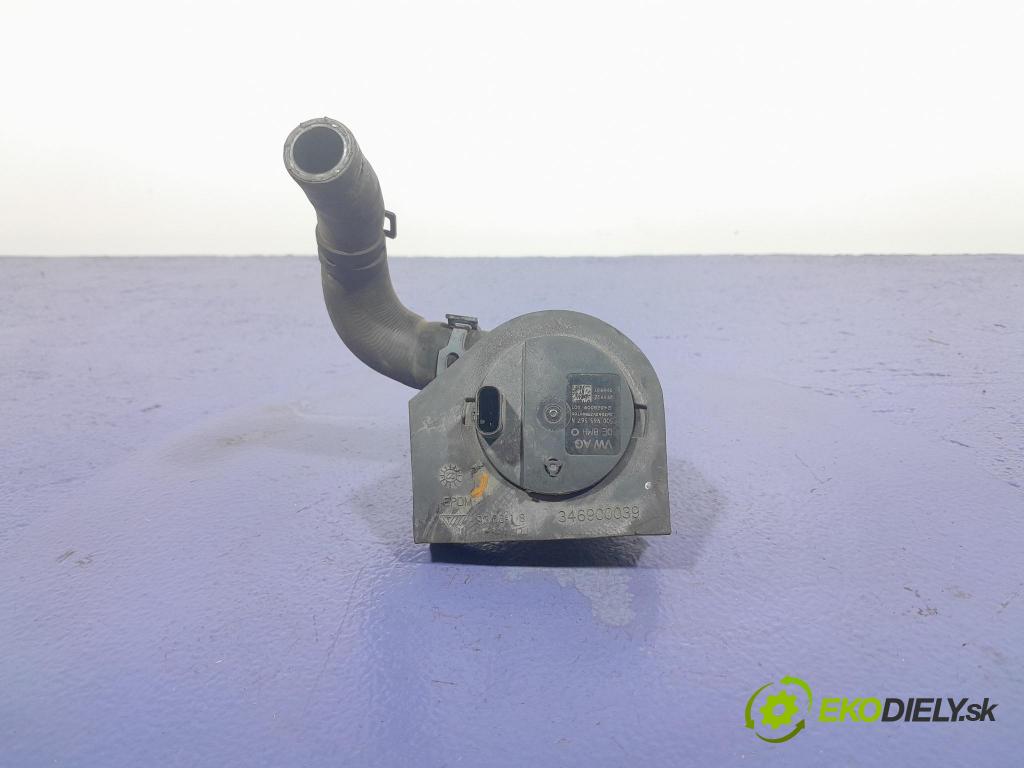 Skoda Octavia 2023 čerpadlo Voda 5Q0965567N