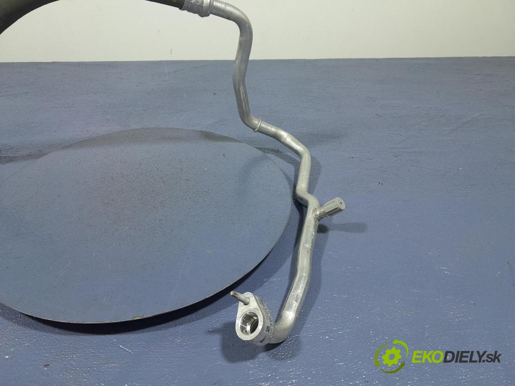 Skoda Octavia 2023 trubka Klimatizace: 5WA816743C