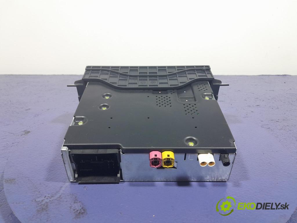 Skoda Octavia 2023 Radio I Navigace: 5E3035816L