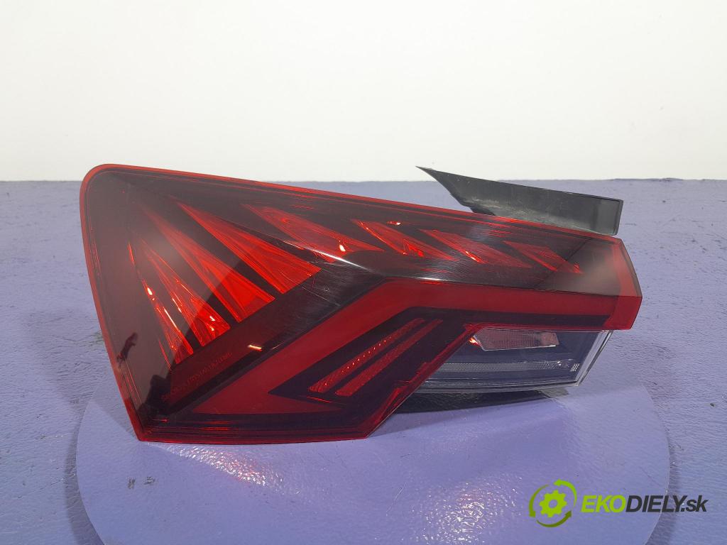 Skoda Octavia 2023 světlo Zad: levá Mimo: 5E3945207A